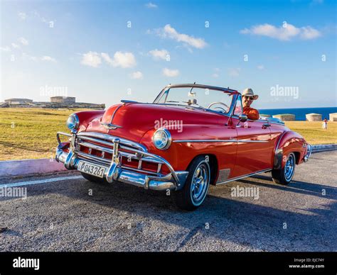 Danubio Agua con gas Post impresionismo chevrolet 1950 convertible ...