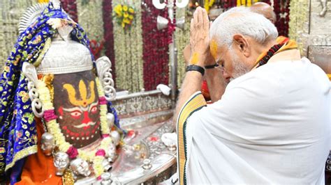 Mahakal Lok corridor Ujjain inaugurated updates PM Modi performs puja ...