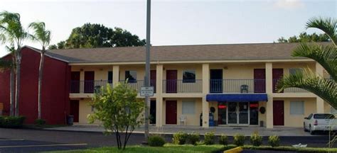 LAKEVIEW INN & SUITES - Updated 2024 Prices & Hotel Reviews (Okeechobee ...