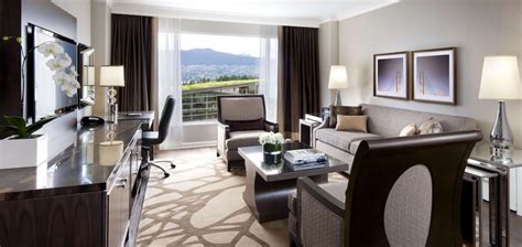 Fairmont Waterfront, Vancouver Review | The Hotel Guru