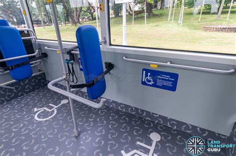 ComfortDelGro Bus – Zhongtong N12 – Wheelchair Bay (Handlebar Deployed ...