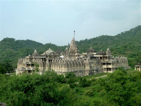 Jain Temple, Ranakpur, India | Sacred buildings, Jain temple, Beautiful ...