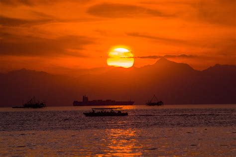 Manila bay sunset 🌅 : r/Philippines