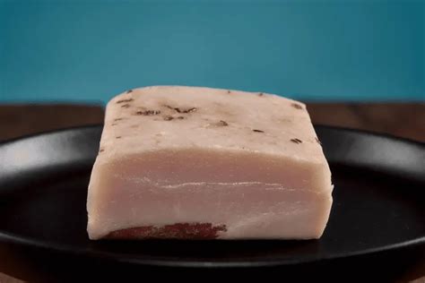 Lardo: From Humble Beginnings To Gourmet Status - All About Delis