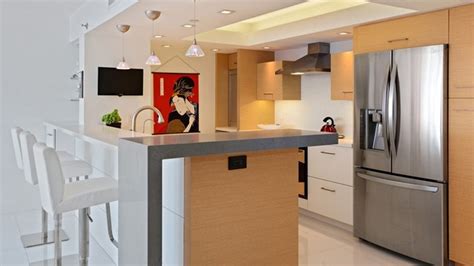 20 Dashing and Streamlined Modern Condo Kitchen Designs | Home Design Lover