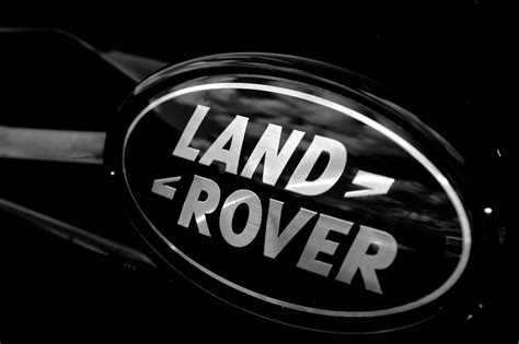 Land Rover Logo | Black & White close up of Land Rovers logo… | Xtra ...