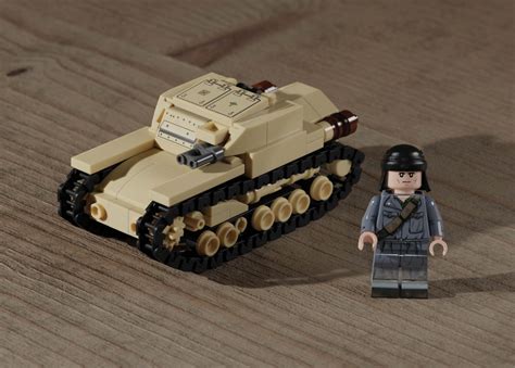 L3/35 – WWII Italian Tankette