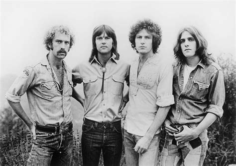 Biographical profile of classic rock band Eagles