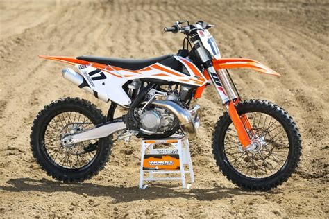 2017 KTM 250 SX Two-Stroke: FIRST RIDE - Cycle News