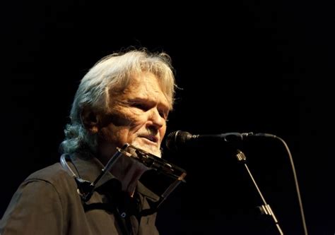 Kris Kristofferson; The Man and His Guitar Still Performing After All ...