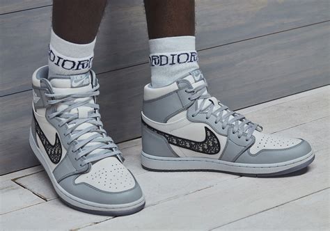 Dior Air Jordan 1 - Release Info | SneakerNews.com