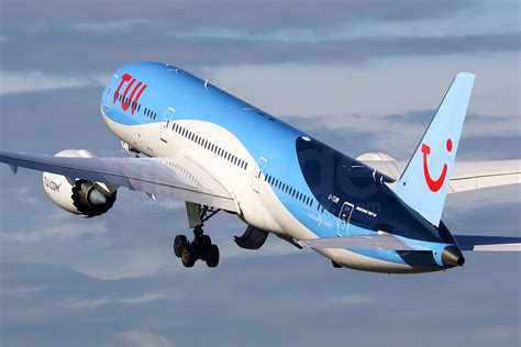 TUI Airways Boeing 787-9 Dreamliner G-TUIM – v1images Aviation Media