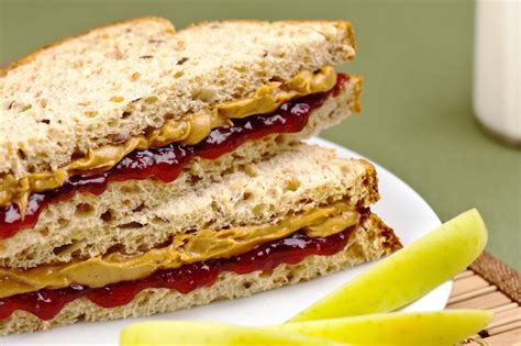 Build-Your-Own Peanut Butter Sandwich Bar Coming To Studio City | LAist