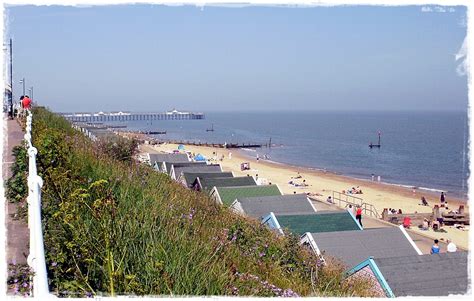 Handcrafted by Picto: Southwold Lighthouse