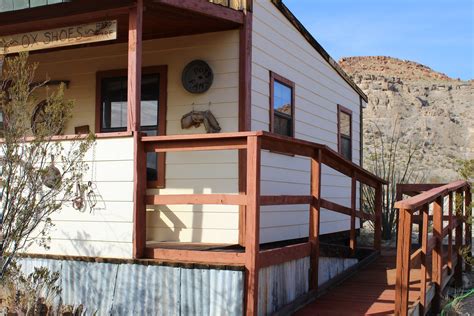 Big Bend National Park Cabins - Ten Bits Ranch | Cowboy Inn