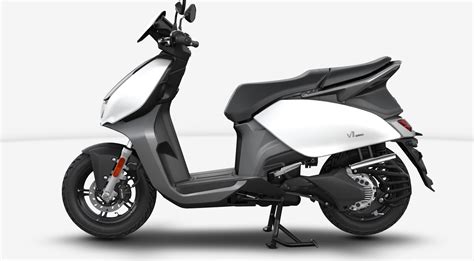 Hero Vida V1 Electric Scooter Price, Specs, Review, Pics & Mileage in India