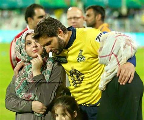 Shahid Afridi Family : ‘He Feels Blessed to Have Four Daughters’