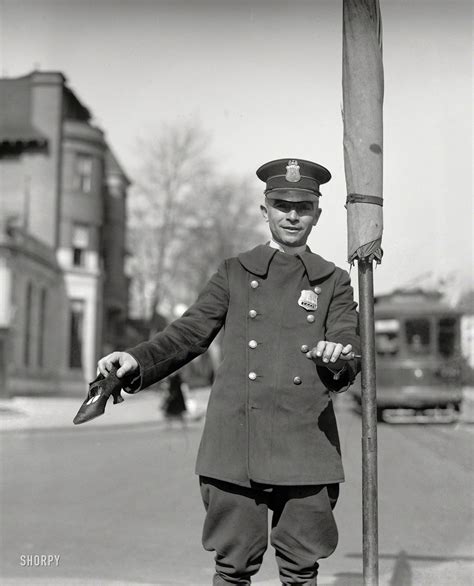 Shorpy Historical Picture Archive :: Foot Patrol: 1923 high-resolution ...