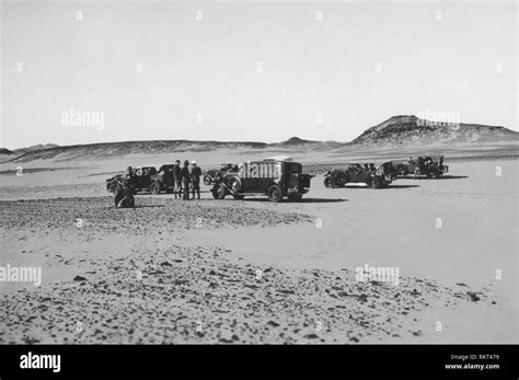 Kufra oasis Black and White Stock Photos & Images - Alamy