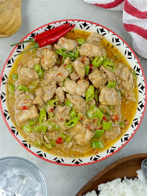 Spicy Chicken Bicol Express Recipe | VIBEANT