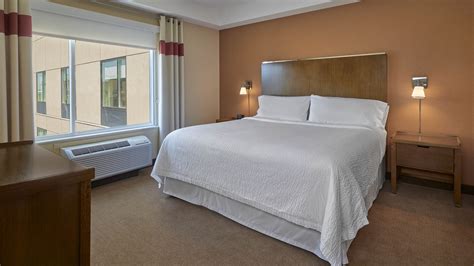 Sherwood Park Hotels in East Edmonton | Four Points by Sheraton ...