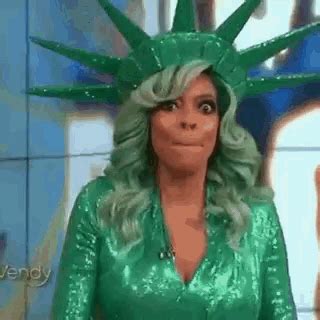 Wendy Williams Passing Out GIF - WendyWilliams PassingOut Falling ...