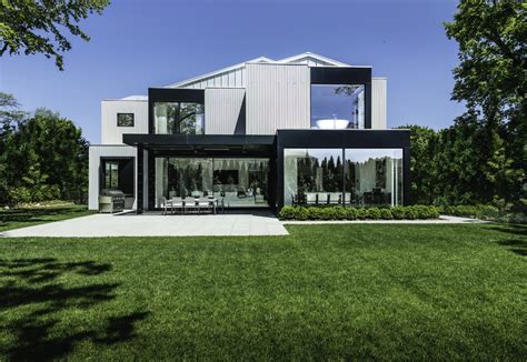 Photo 6 of 10 in Englewood Cliffs House by Mojo Stumer Associates - Dwell