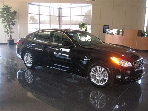 Kearny Mesa Infiniti: A Luxury Hybrid... That's Hot. The Infiniti M ...