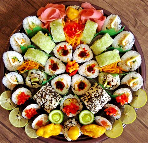 sushi platter - Sushi Photo (36303638) - Fanpop