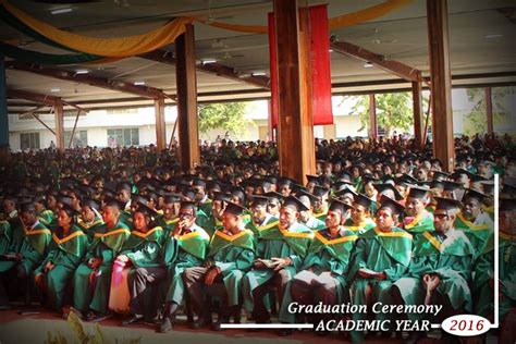 THE ENPOSE PNG: Divine Word University has now a new Graduation Hall ...