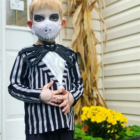 DIY Jack Skellington Kids Costume - The DIY Handy Mom