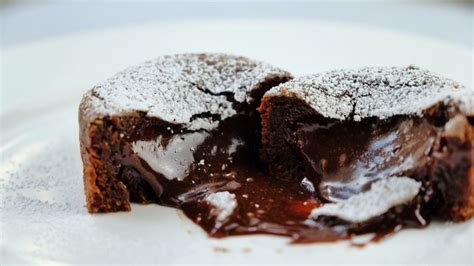 Copycat Domino's Chocolate Lava Crunch Cake Recipe | Recipe in 2021 ...