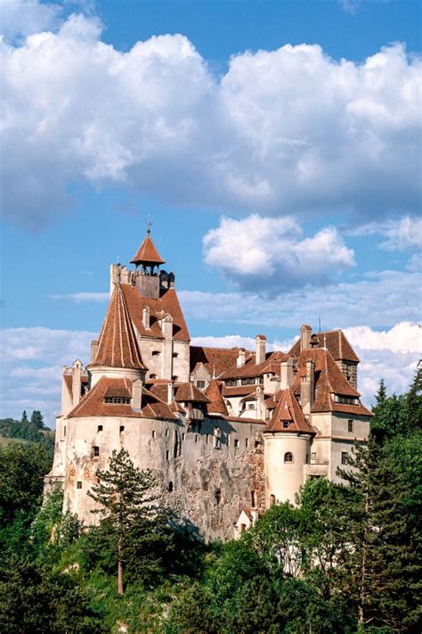 Romania Must-Do: Visit Dracula’s Castle | Draculas castle romania ...