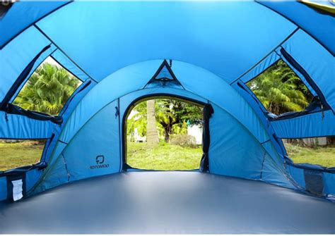 This Pop-Up Tent Can Be Assembled In Seconds Just By Throwing It In The Air