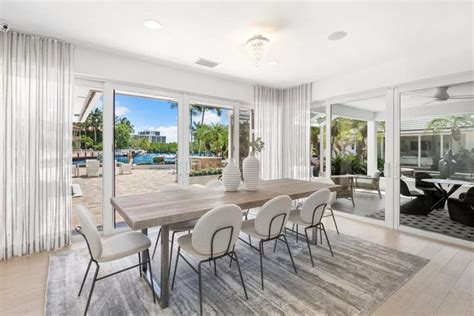 This Home in Boca Raton is Cast in Elegance, Artful accents and Resort ...