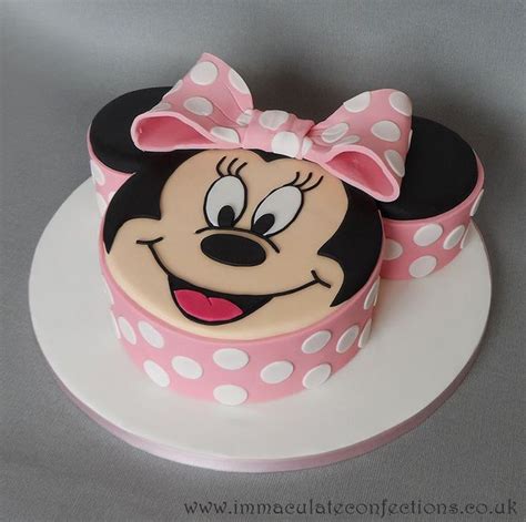 1001 + ideas for the cutest Minnie Mouse cake for your little one