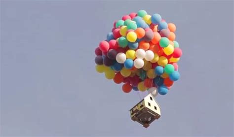 Pixar up house with balloons 339812-Pixar up house balloons