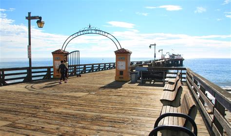 Capitola Wharf, Capitola, CA - California Beaches