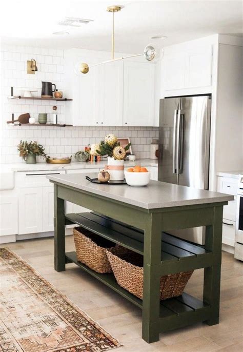 How to renovate a kitchen: The 5 keys to success | Green kitchen decor ...