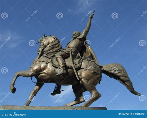 Mihai Viteazu Statue In Center Of Bucharest Stock Image | CartoonDealer ...