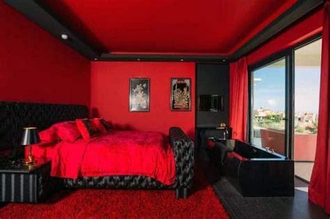 Black and Red Walls Bedroom Design Ideas