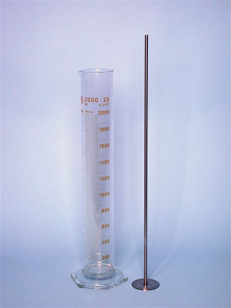 Glass graduated cylinder