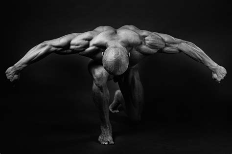 #muscles #pose #back #arms #bodybuilder #4K #wallpaper #hdwallpaper # ...