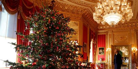 The royal family have put up their Christmas trees and they're as regal ...