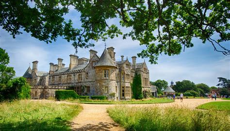 Visit | Beaulieu: Ancient House Now Famous as the National Motor Museum ...