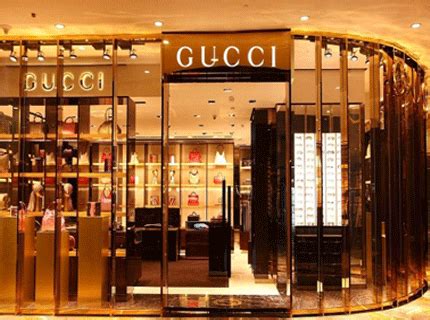 Gucci Store Z?Rich - Timothy Sinclair