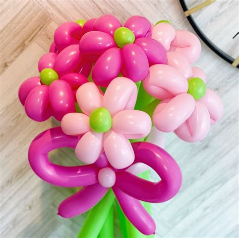 Elegant Classic Balloon Flower Bouquet (Large Size) | Rainbowly Fresh ...