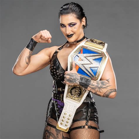 Rhea Ripley ⛓️ Smackdown Women's Champion - WWE Photo (44902493) - Fanpop