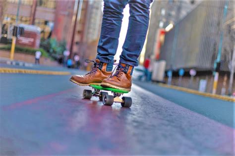 10 Best Electric Skateboards For Commuting | Buying Guide 2022