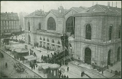 Paris La Gare Montparnasse - arrivée